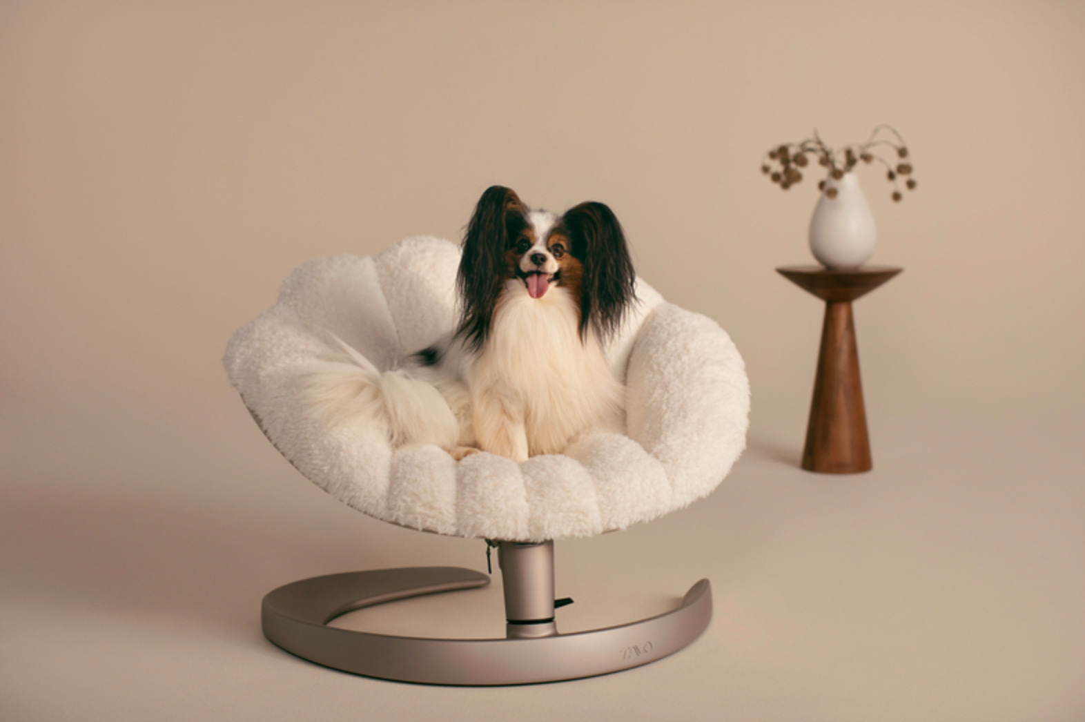 Tavo Pets Shell Bed (Latte) House of Sploot